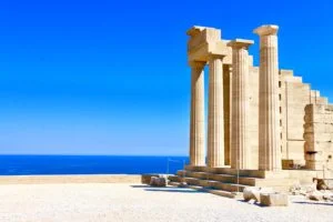 Retour sur la découverte de Lindos, un village grec typique au paysages époustouflants