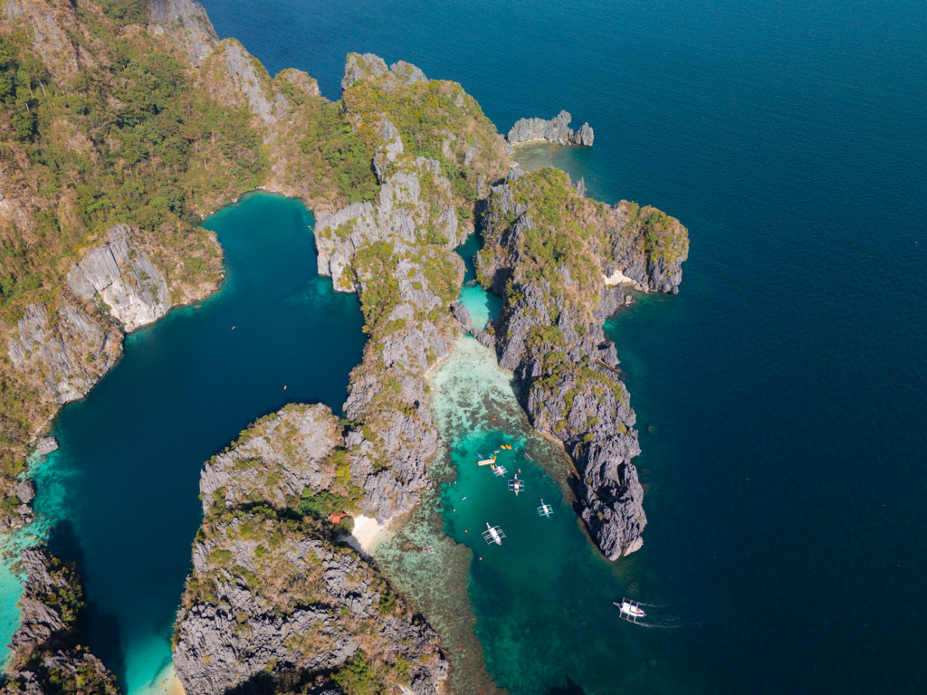 Que faire à El Nido ? Explorer Big et Small lagoon lors d'une excursion en bateau