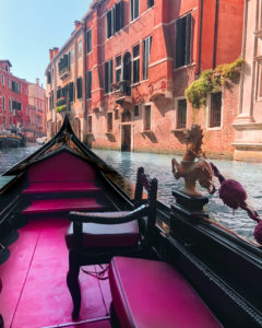Attrapes-touristes, bain de foule quelques conseils pour ton séjour à Venise.