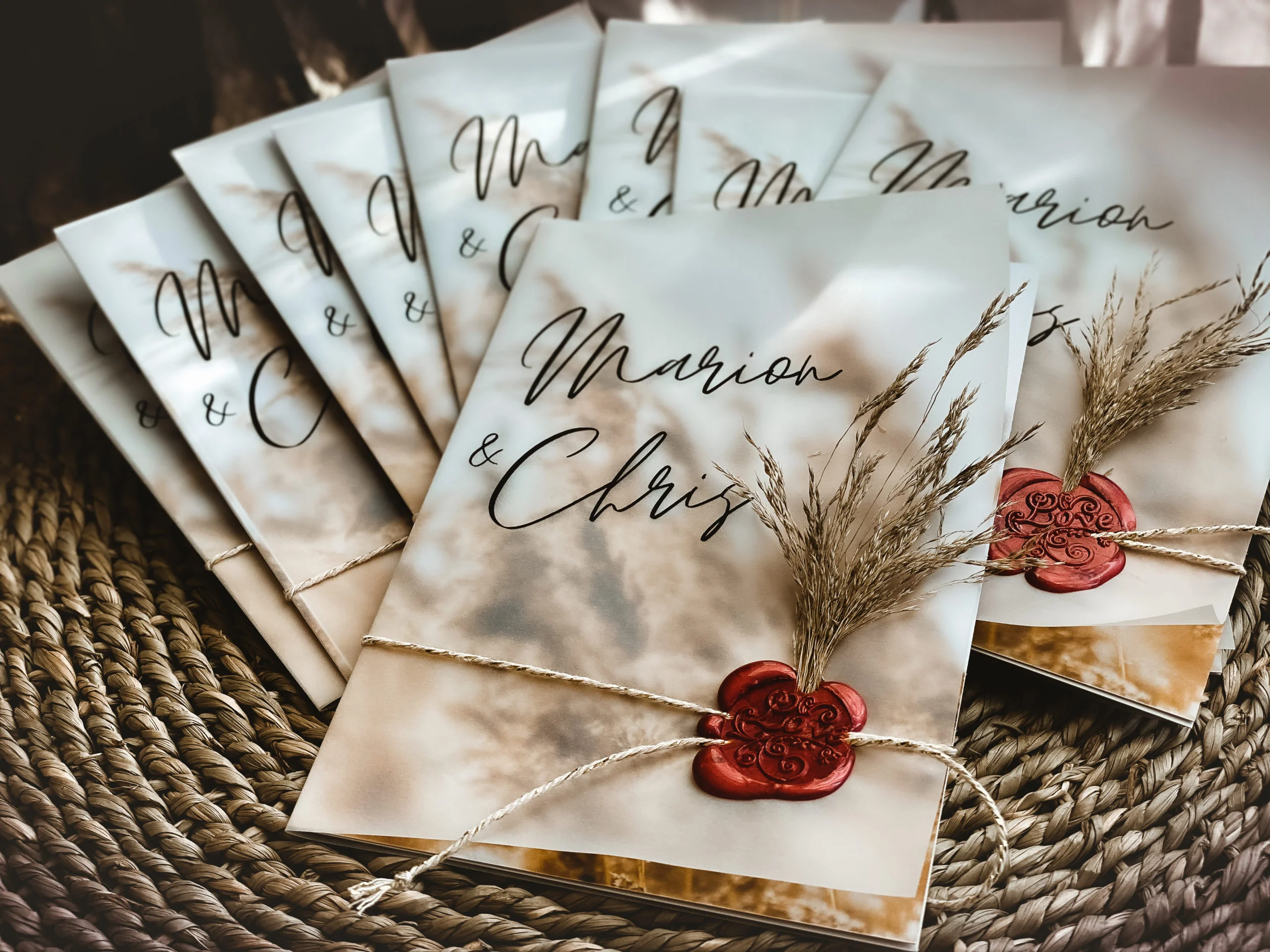 DIY mariage : Créer ses enveloppes en calligraphie soi-même (+