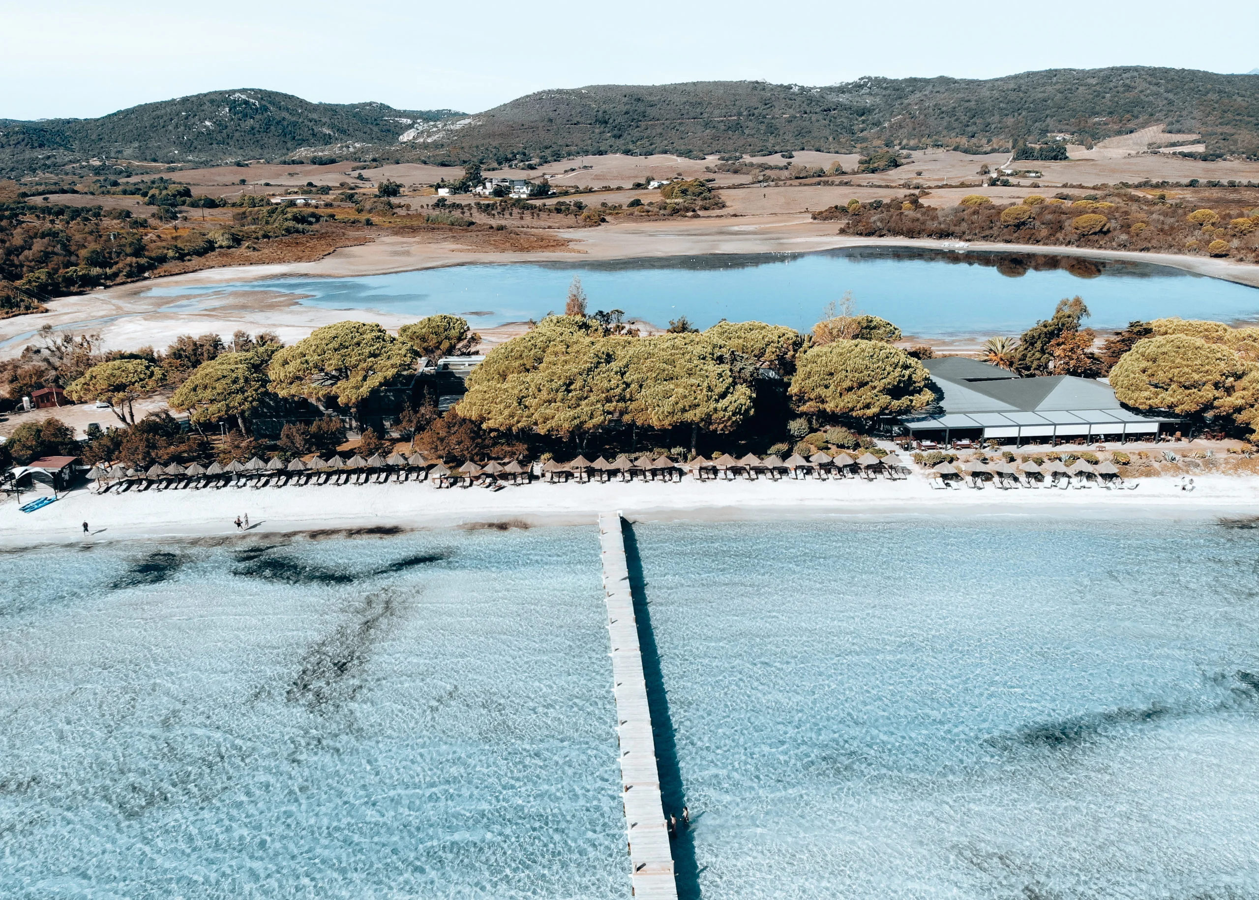 plage santa giulia corse du sud, france
