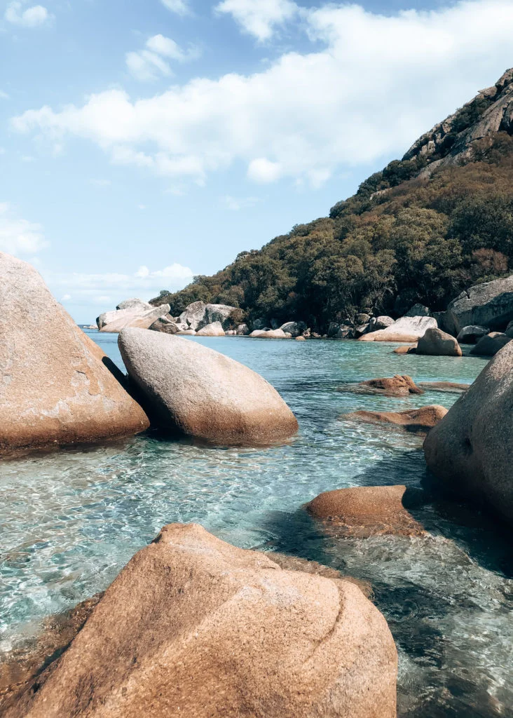 plage santa giulia corse du sud, france