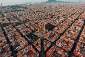 Barcelone la sagrada familia vue en drone