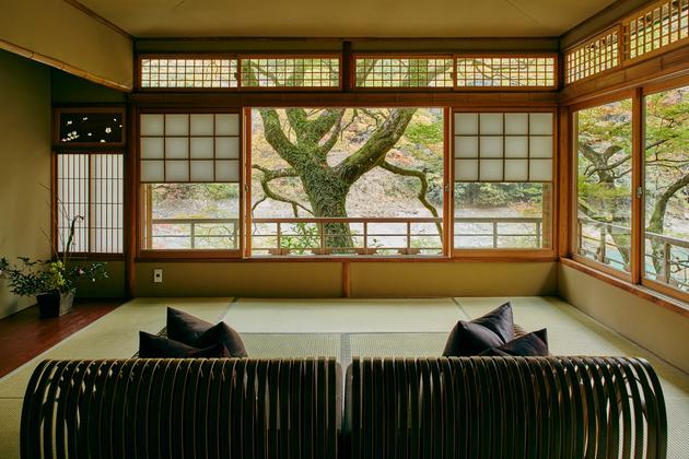 Voyages de Noces dans un hôtel de rêve au Japon