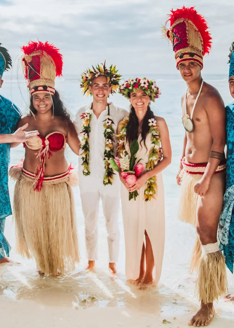 Mariage en Polynésie: un voyage insolite au cœur des traditions insulaires